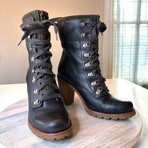 UGG Lace Up Heeled Boots Leather Combat Zip Shearling Lined Women's Size 9